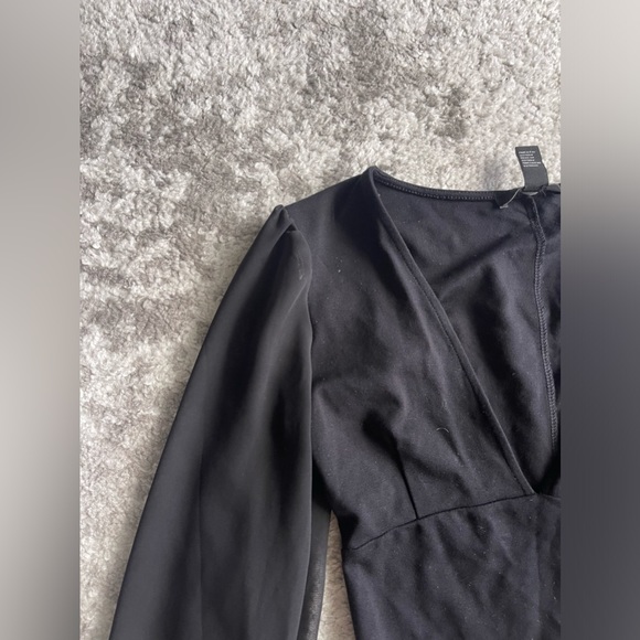 Black Deep V Bodysuit - Picture 3 of 8